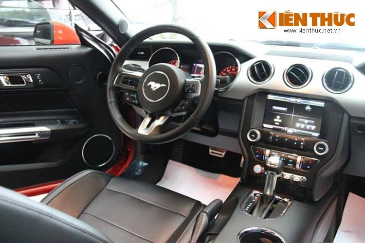 Ford Mustang Ecoboost moi gia hon 2 ty ve Ha Noi-Hinh-9